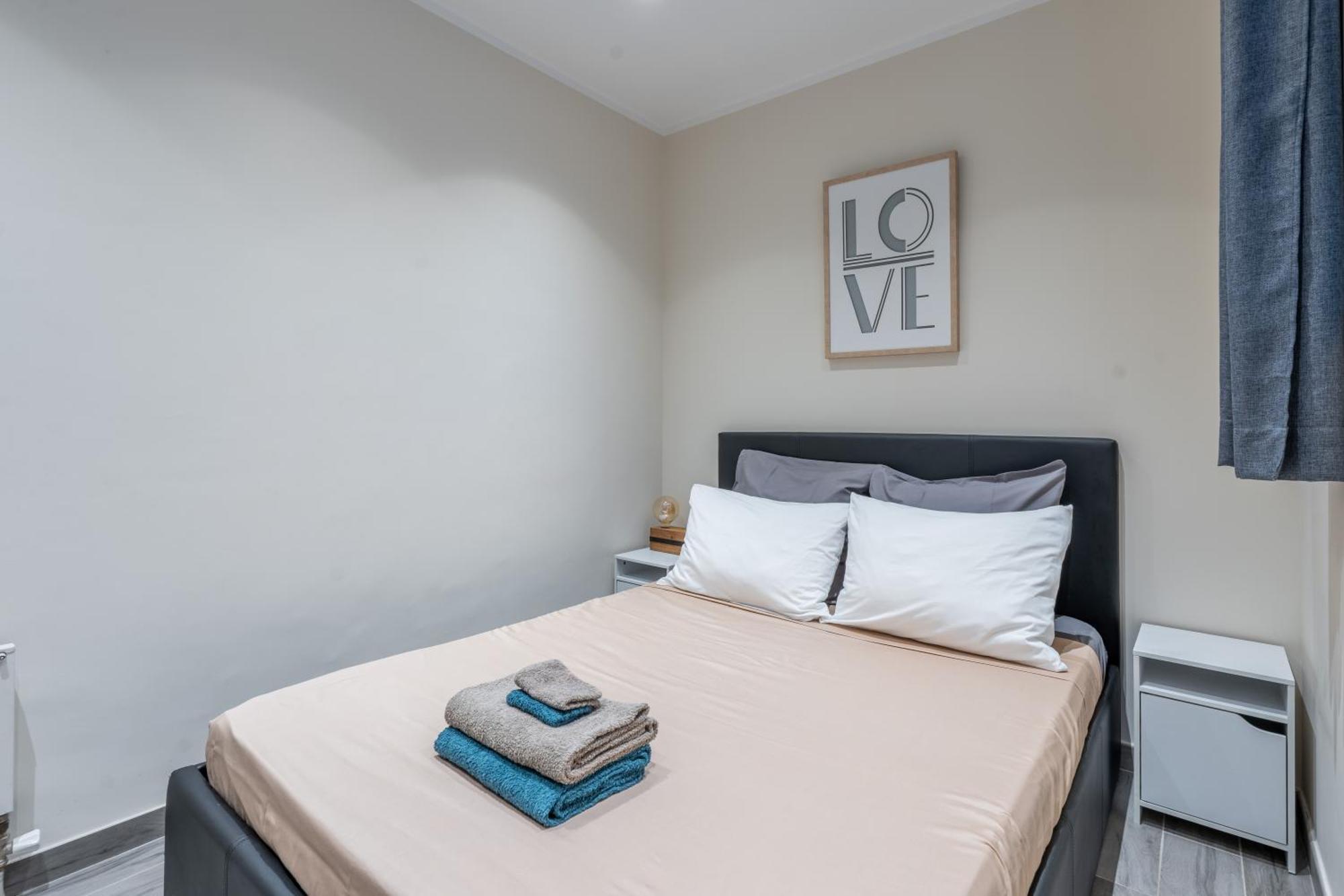 Fabuleux Appartement 2 Personnes Au Coeur De Menton, Climatise Et Proche Gares Routiere Et Sncf Luaran gambar